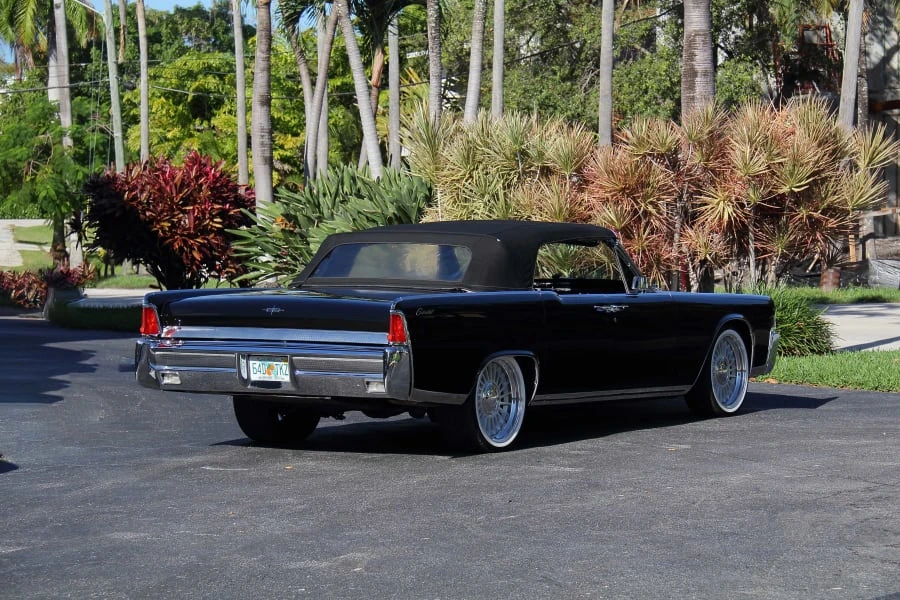 1964 Lincoln Continental 4th Gen - Image 3 of 31