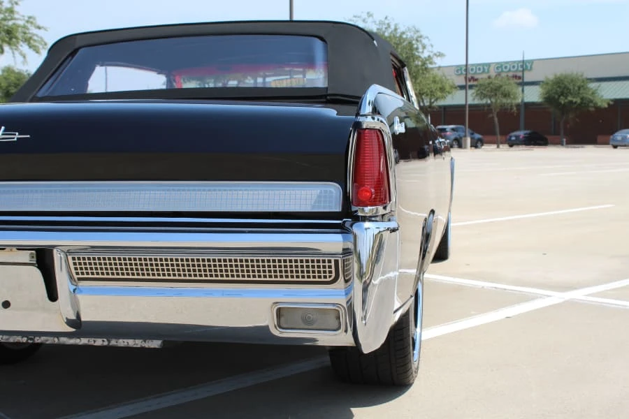 1964 Lincoln Continental 4th Gen - Image 9 of 27