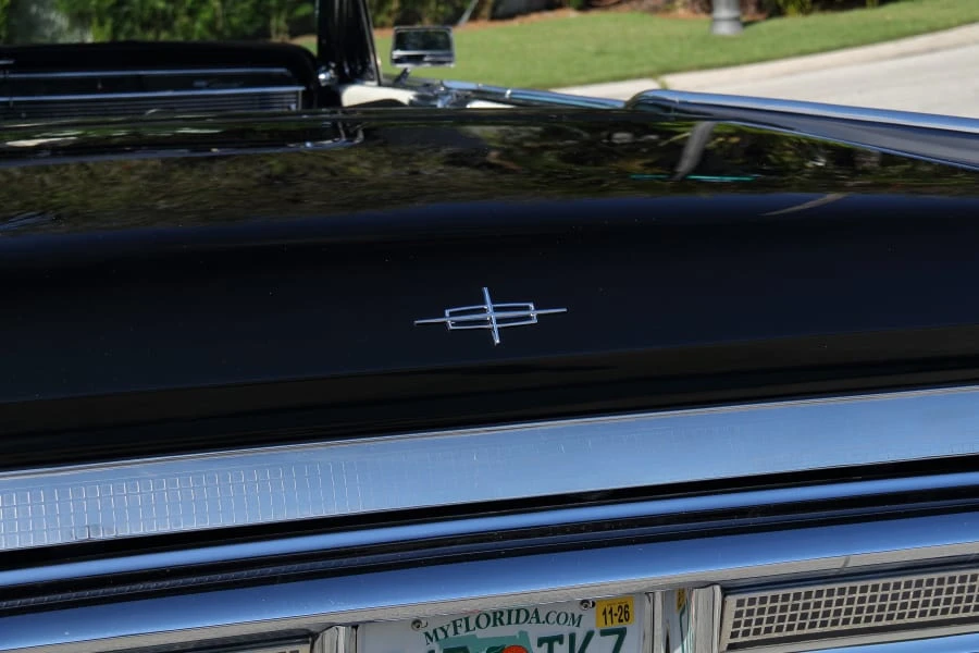 1964 Lincoln Continental 4th Gen - Image 19 of 31