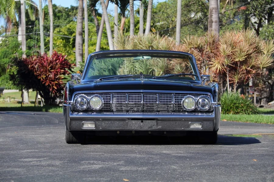 1964 Lincoln Continental 4th Gen - Image 11 of 31