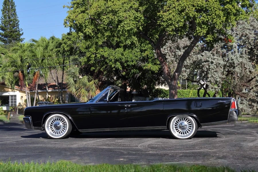 1964 Lincoln Continental 4th Gen - Image 2 of 31