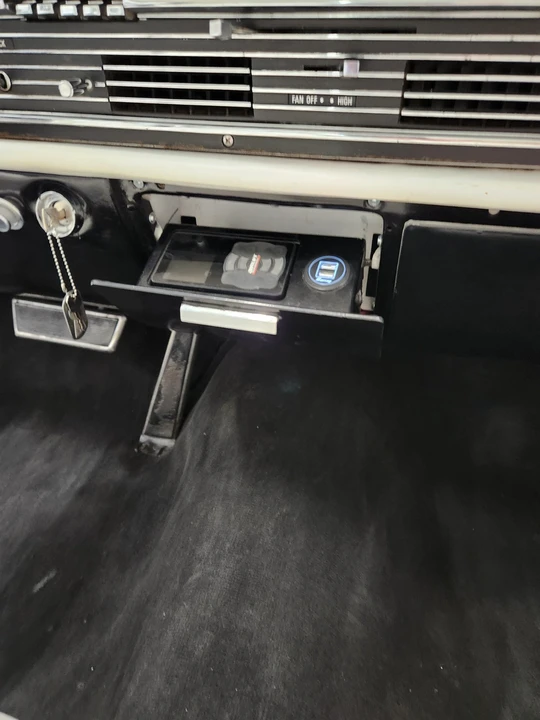 1964 Lincoln Continental 4th Gen - Image 13 of 14