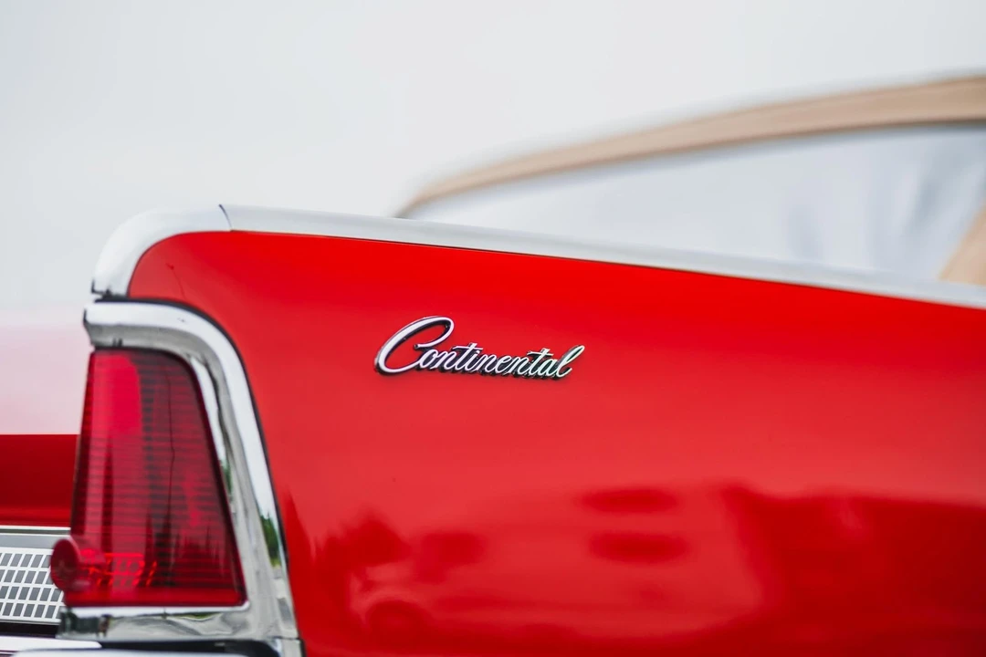 1964 Lincoln Continental 4th Gen - Image 19 of 31
