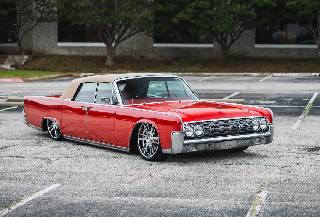 1964 Lincoln Continental 4th Gen - Image 9 of 31