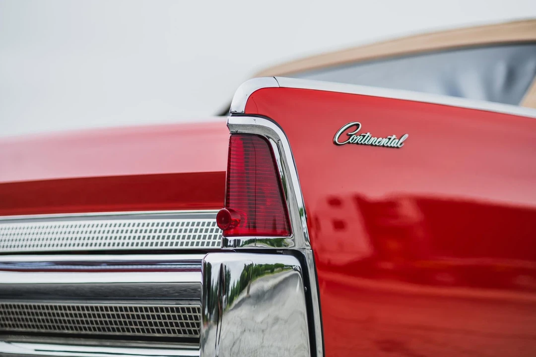 1964 Lincoln Continental 4th Gen - Image 20 of 31
