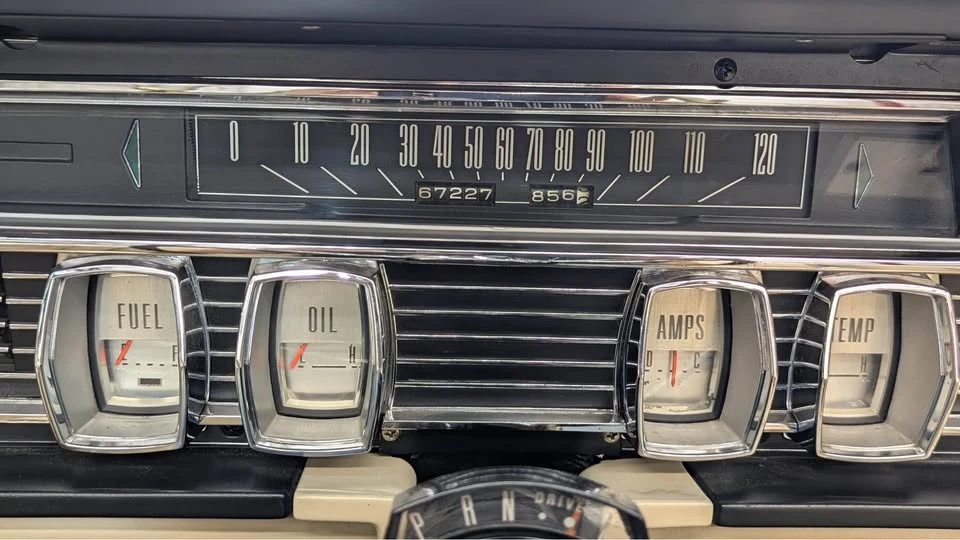 1964 Lincoln Continental 4th Gen - Image 14 of 15