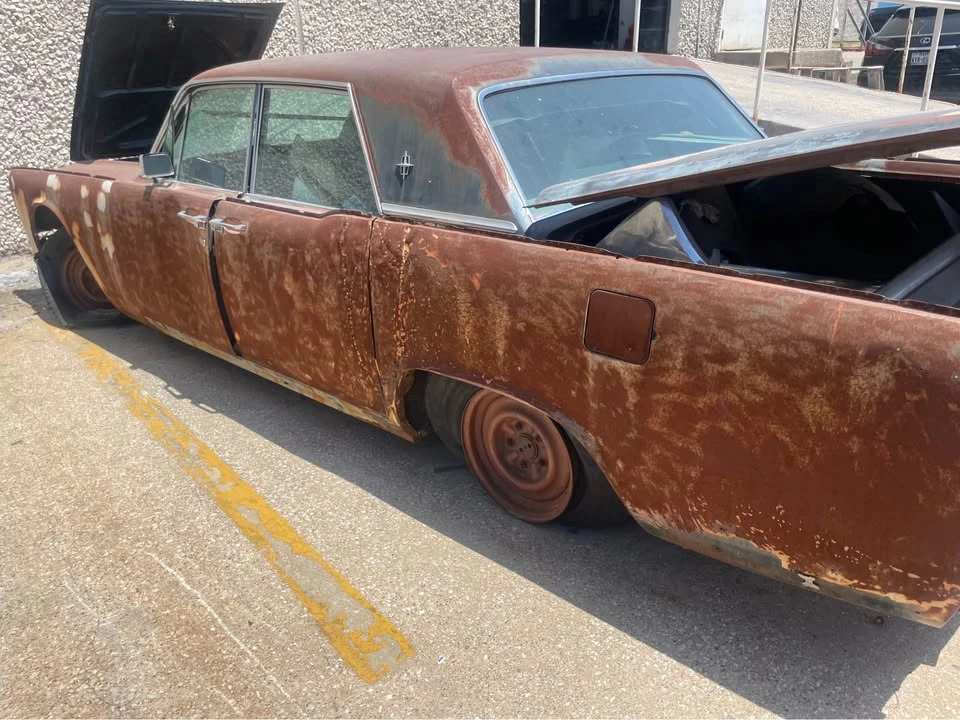 1964 Lincoln Continental 4th Gen - Image 4 of 8