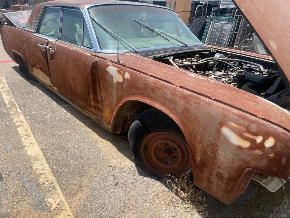 1964 Lincoln Continental 4th Gen - Image 2 of 8