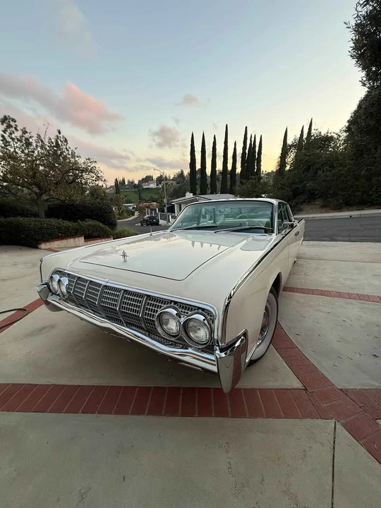 1964 Lincoln Continental 4th Gen - Image 11 of 11