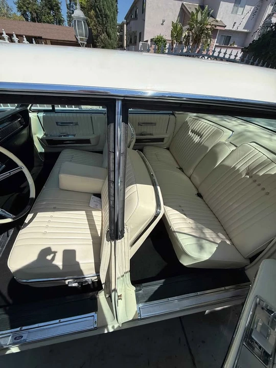 1964 Lincoln Continental 4th Gen - Image 6 of 11