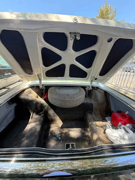 1964 Lincoln Continental 4th Gen - Image 10 of 11