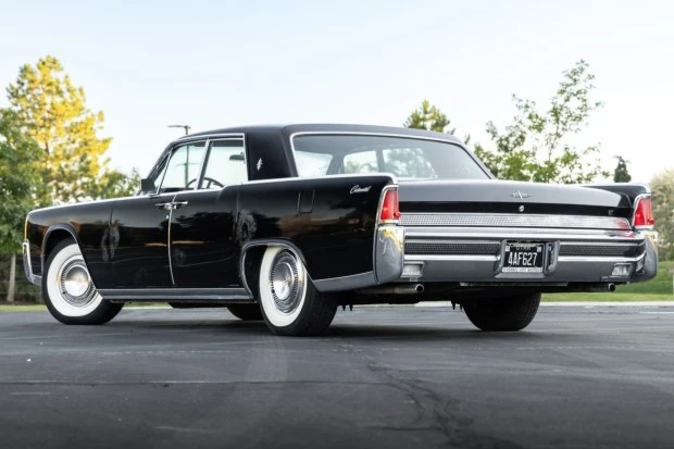 1964 Lincoln Continental 4th Gen - Image 2 of 8