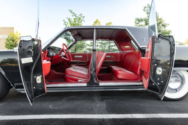 1964 Lincoln Continental 4th Gen - Image 4 of 8