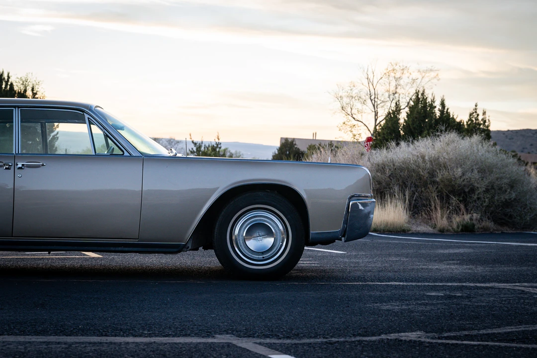 1964 Lincoln Continental 4th Gen - Image 28 of 31