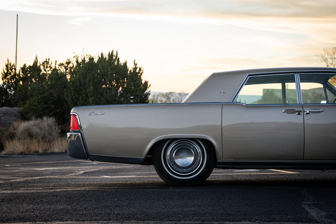 1964 Lincoln Continental 4th Gen - Image 27 of 31