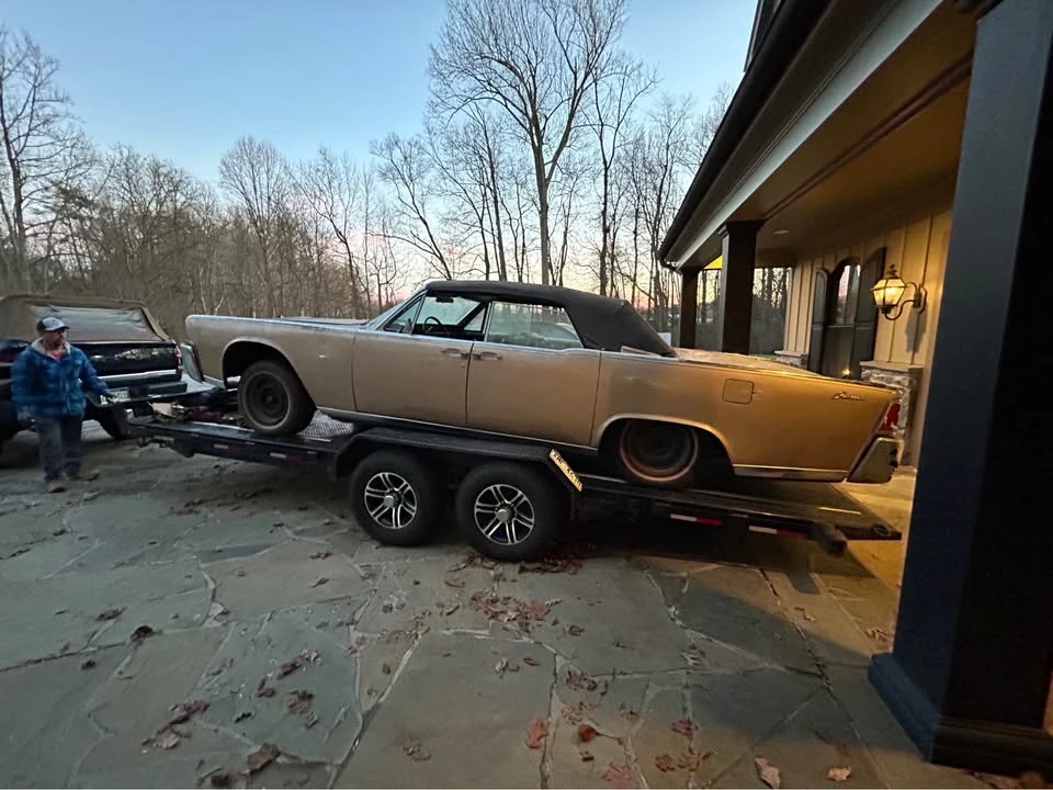1964 Lincoln Continental 4th Gen - Image 10 of 11