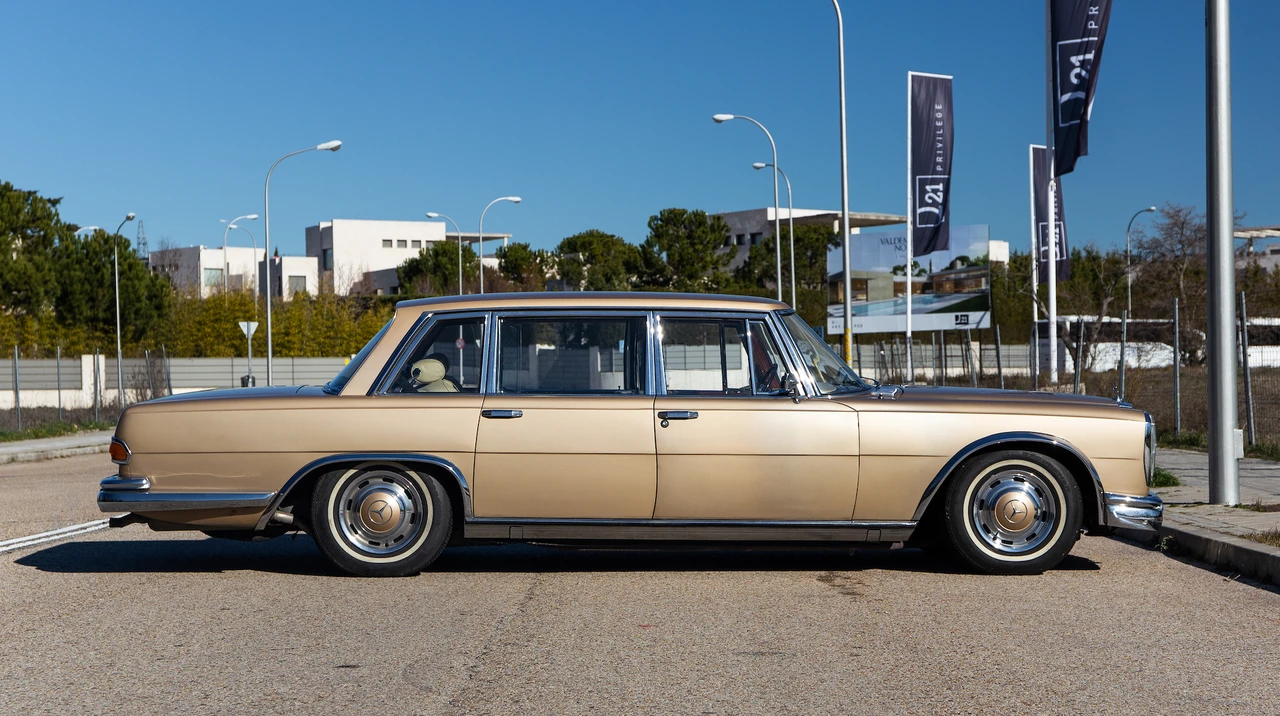 1964 Mercedes-Benz 600 Pullman - Image 11 of 31
