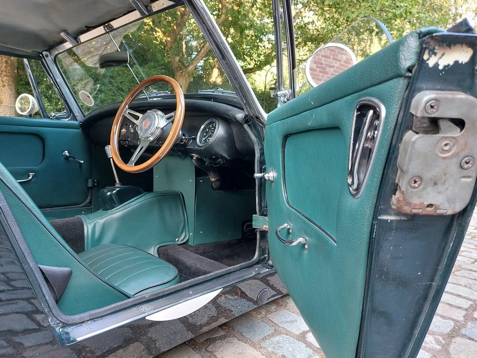1964 MG MGB Roadster - Image 12 of 30