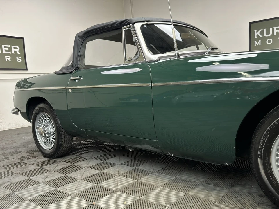 1964 MG MGB Roadster - Image 16 of 21
