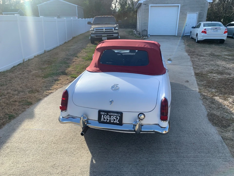 1964 MG MGB Roadster - Image 15 of 20