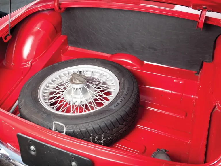 1964 MG MGB Roadster - Image 13 of 16