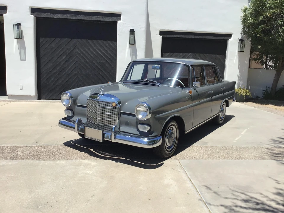 1964 Mercedes-Benz W110 - Image 2 of 31
