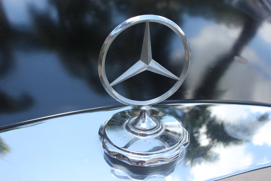 1964 Mercedes-Benz W111 Sedan - Image 18 of 31