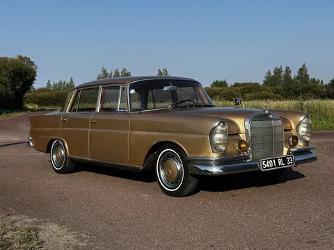 1964 Mercedes-Benz 220 SB W111