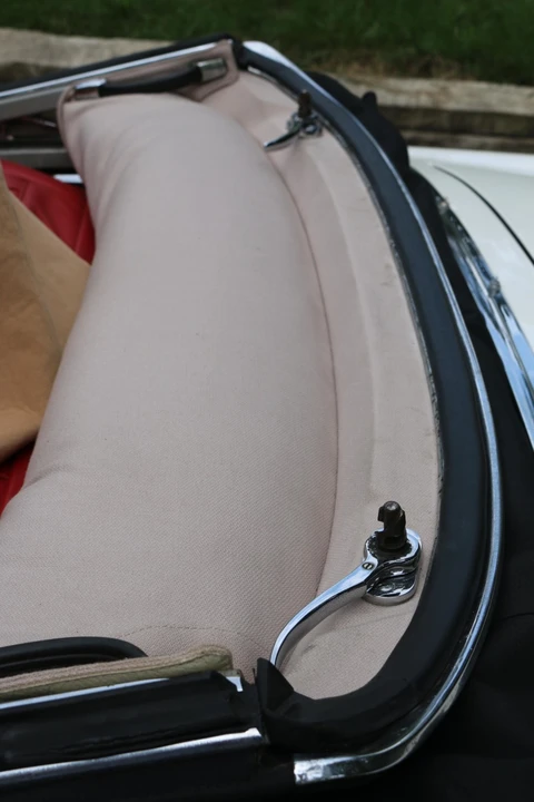 1964 Mercedes-Benz W111 Cabriolet - Image 15 of 31