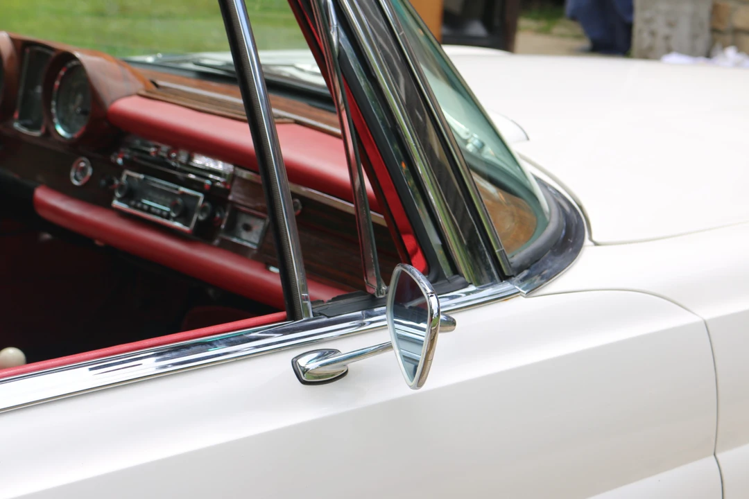 1964 Mercedes-Benz W111 Cabriolet - Image 18 of 31