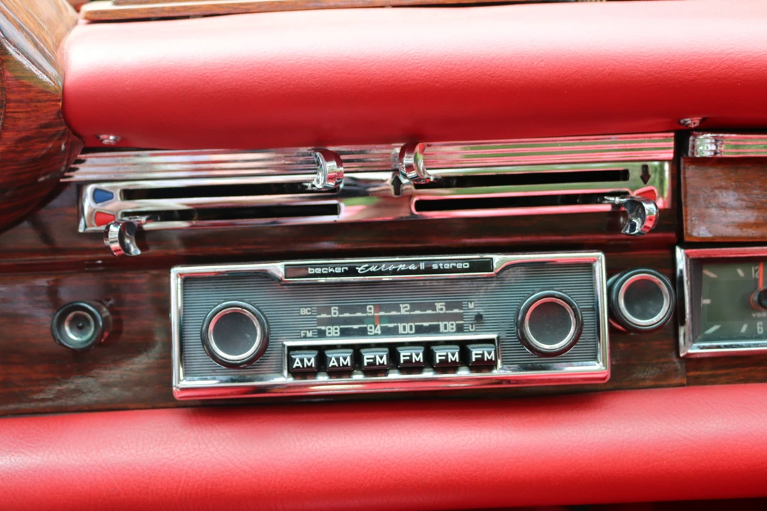 1964 Mercedes-Benz W111 Cabriolet - Image 27 of 31