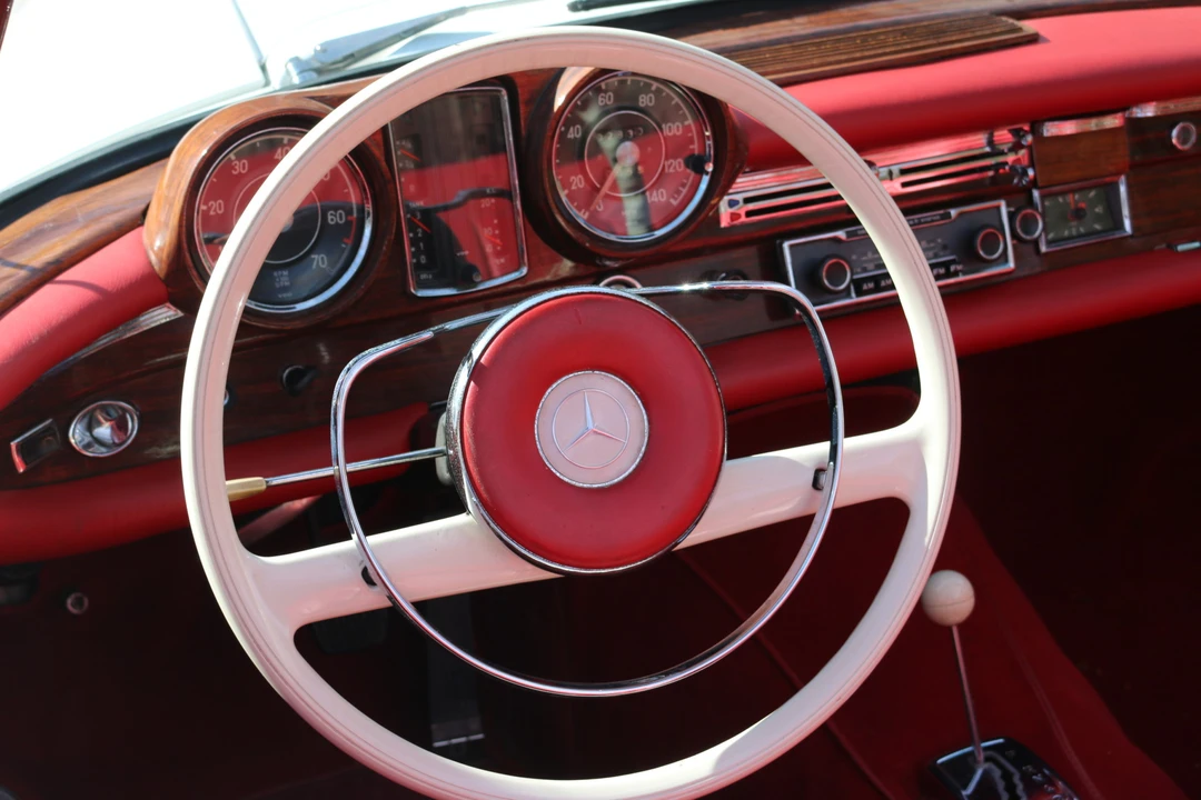 1964 Mercedes-Benz W111 Cabriolet - Image 24 of 31