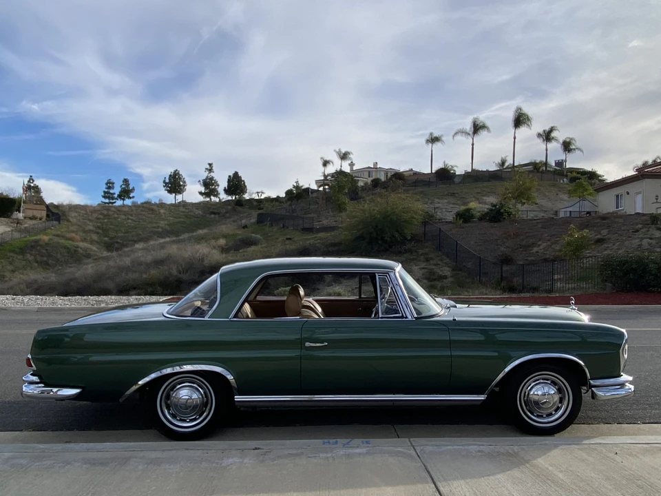 1964 Mercedes-Benz W111 Coupe - Image 16 of 31
