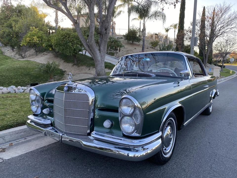 1964 Mercedes-Benz W111 Coupe - Image 2 of 31