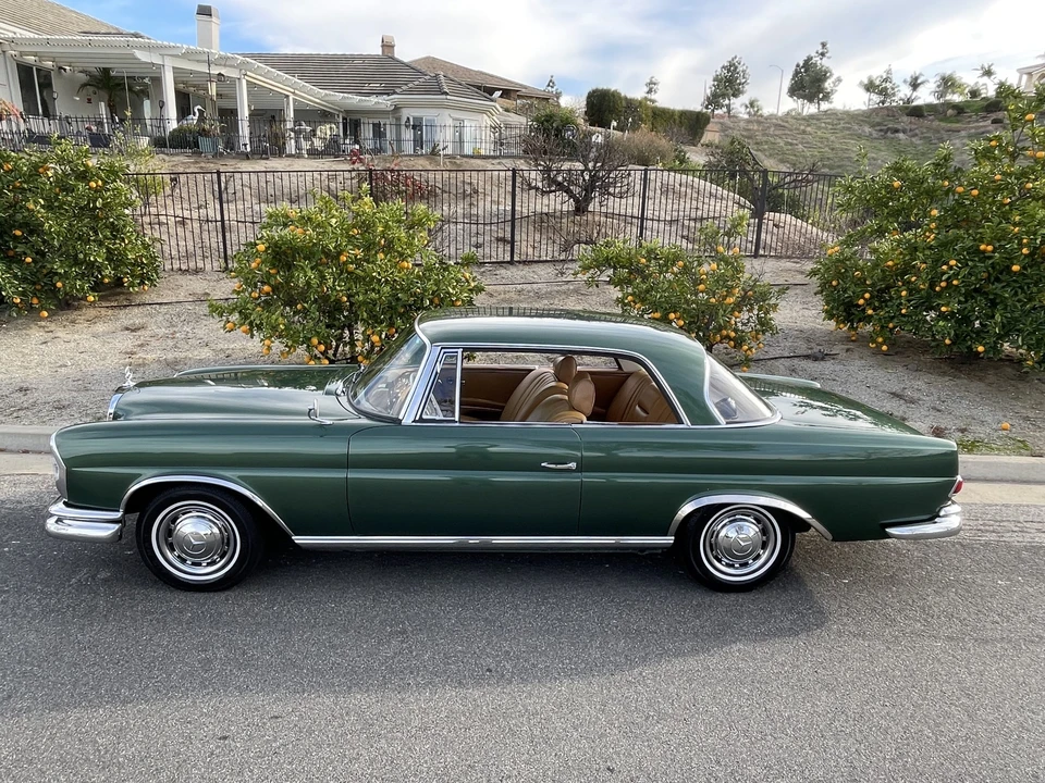 1964 Mercedes-Benz W111 Coupe - Image 28 of 31