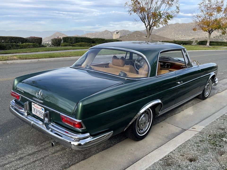 1964 Mercedes-Benz W111 Coupe - Image 17 of 31