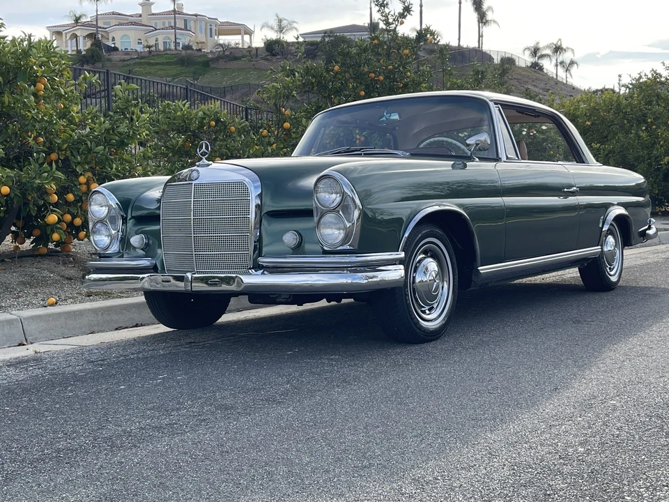 1964 Mercedes-Benz W111 Coupe - Image 9 of 31