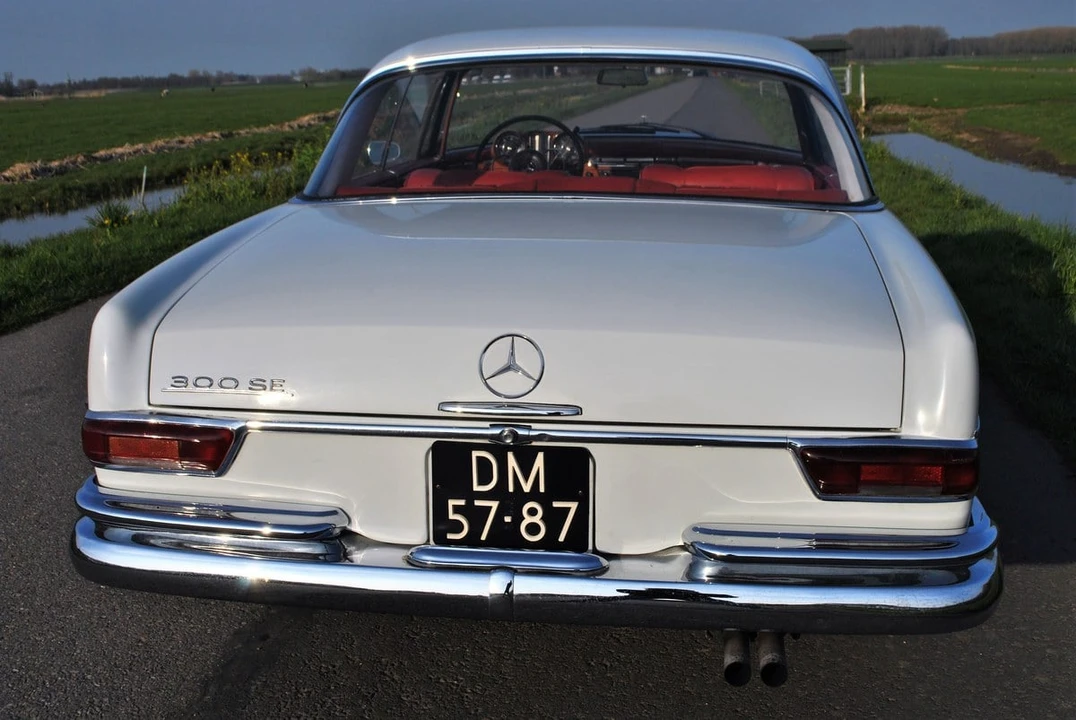 1964 Mercedes-Benz W112 - Image 17 of 30
