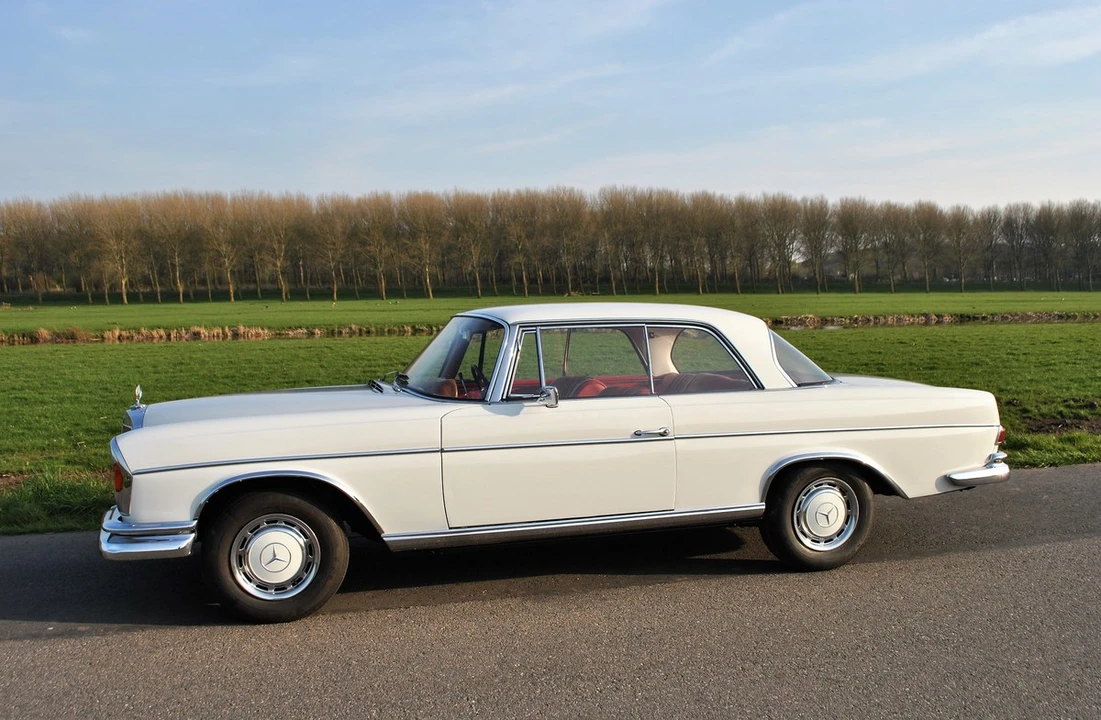 1964 Mercedes-Benz W112 - Image 15 of 30