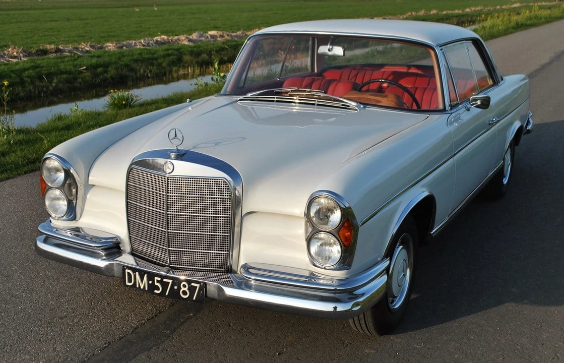 1964 Mercedes-Benz W112 - Image 25 of 30