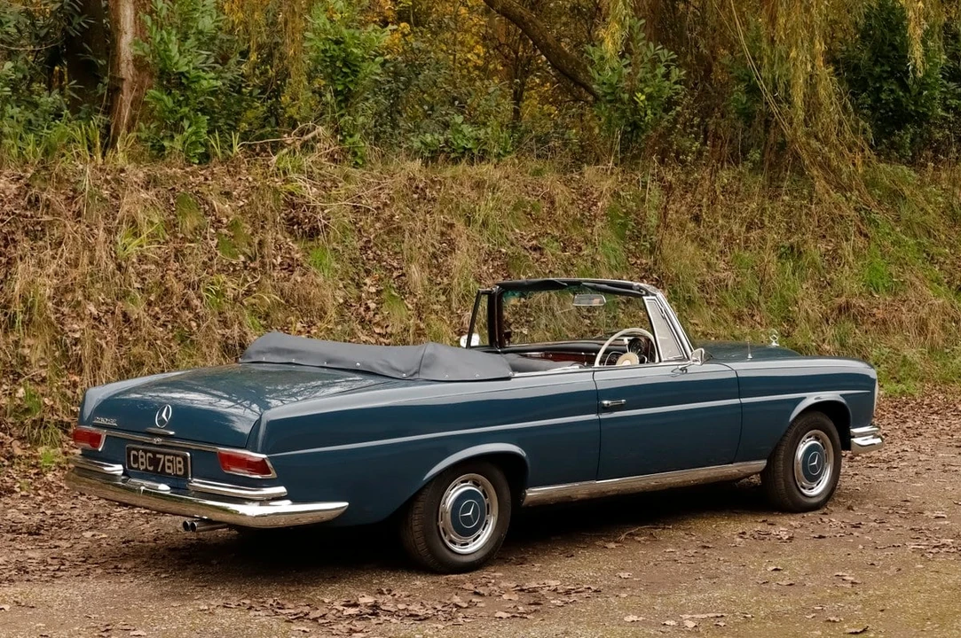 1964 Mercedes-Benz W111 Cabriolet - Image 14 of 30