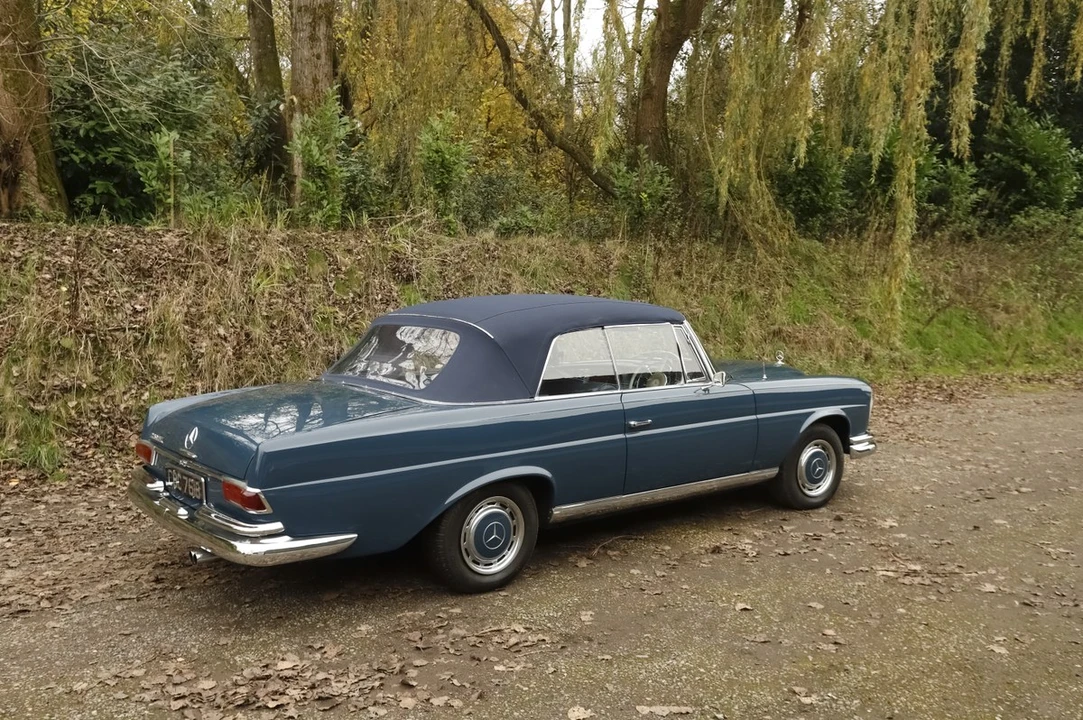 1964 Mercedes-Benz W111 Cabriolet - Image 29 of 30