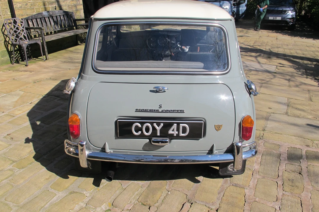 1964 Morris - Image 28 of 31