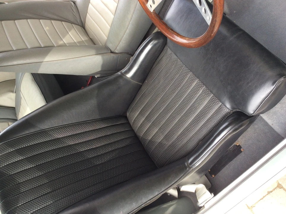 1964 Morris - Image 13 of 31