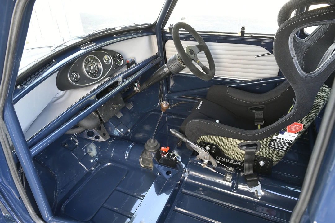 1964 Morris - Image 18 of 31