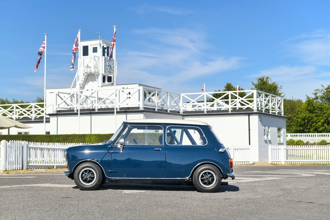 1964 Morris - Image 29 of 31