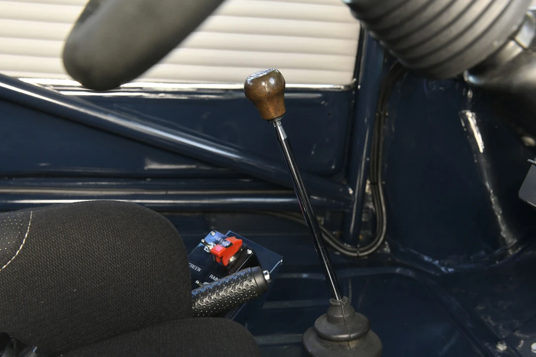 1964 Morris - Image 7 of 31