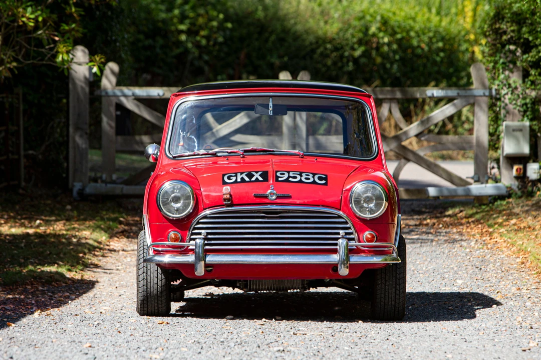 1964 Morris - Image 3 of 21