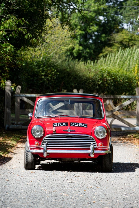 1964 Morris - Image 2 of 21