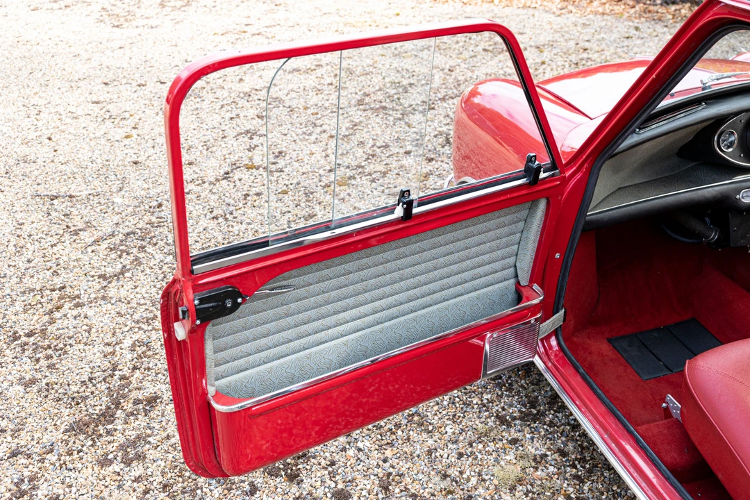 1964 Morris - Image 13 of 21